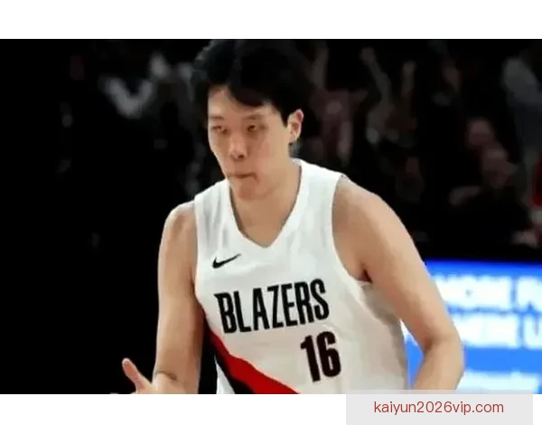 斯普利特称杨瀚森已无需每场带翻译 但仍有许多提升空间